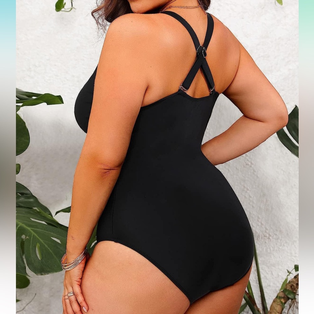 Aqua Eve swimsuit size 24W